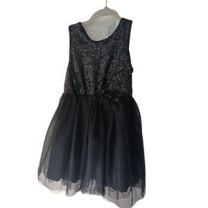 Est.1989 place girls black dress 👗♟️ age 7-8Y